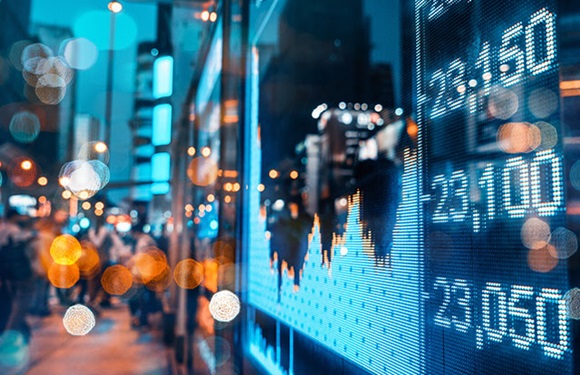 Live FX rates shown on a screen with HSBCNet Live FX rates shown on a screen with HSBCNet